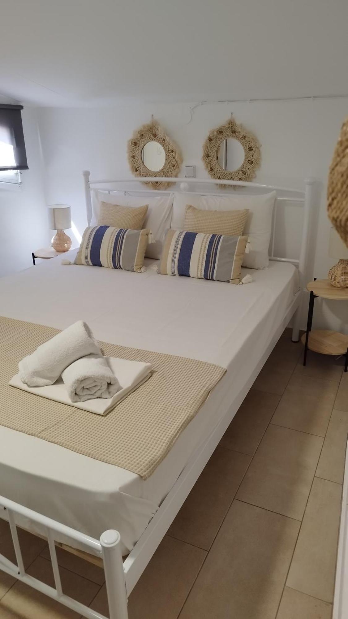 Sea Breeze Villa Архангелос Екстериор снимка